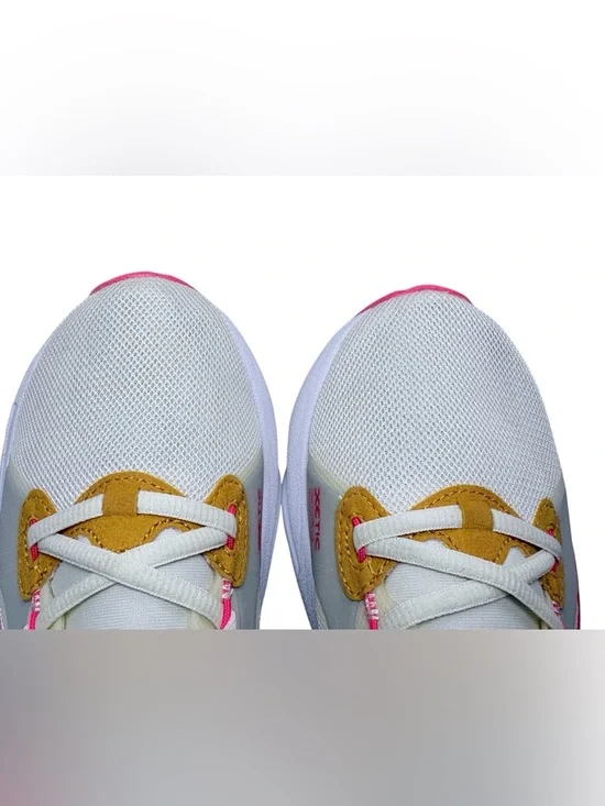 Puma Xetic Women’s Cream and Pink Active Sneakers Sz 6 US - Picture 9 of 15